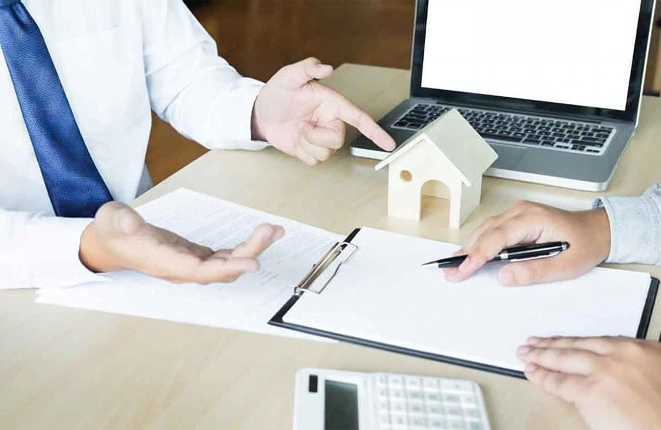 Should You Use a Mortgage Broker for Your Transfer